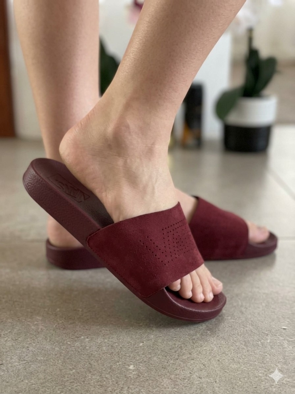 Vans Women's Burgundy Slide Sandals New Whithout Label